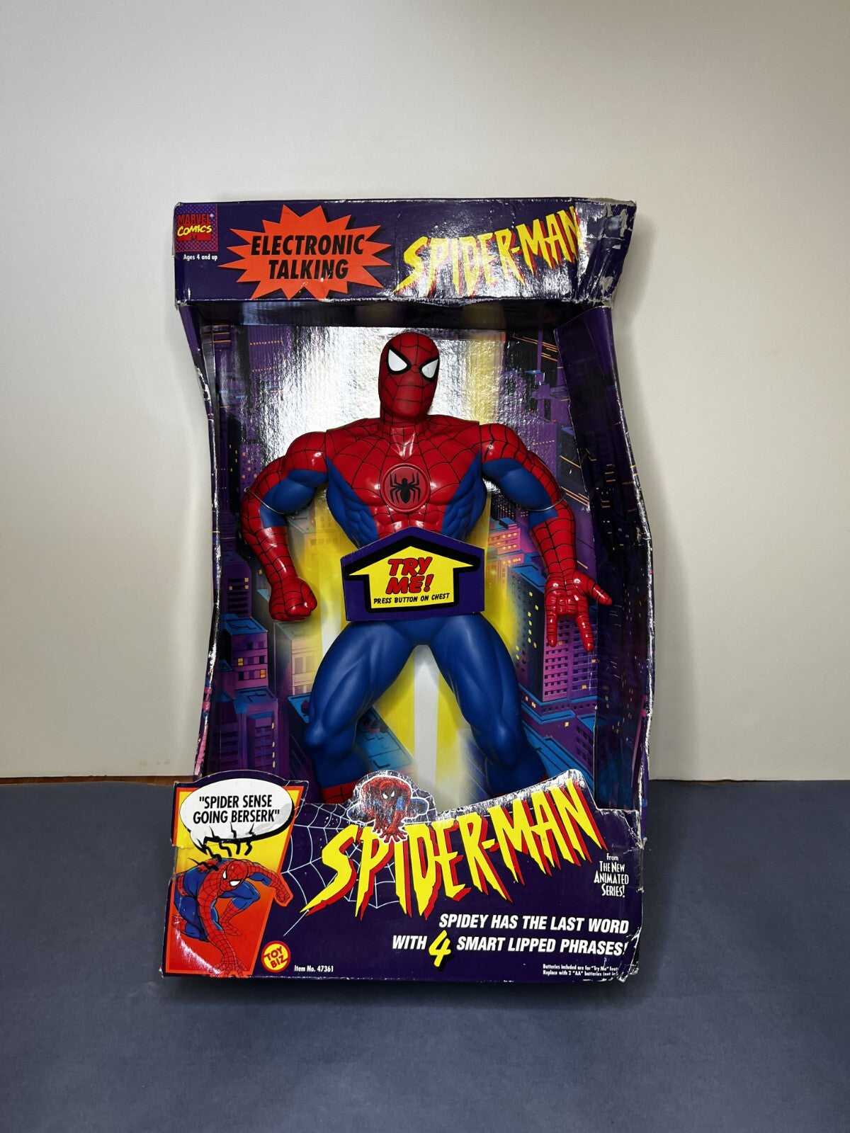 1997 MARVEL COMICS TOY BIZ 16" ELECTRONIC TALKING SPIDER-MAN NEW IN BOX