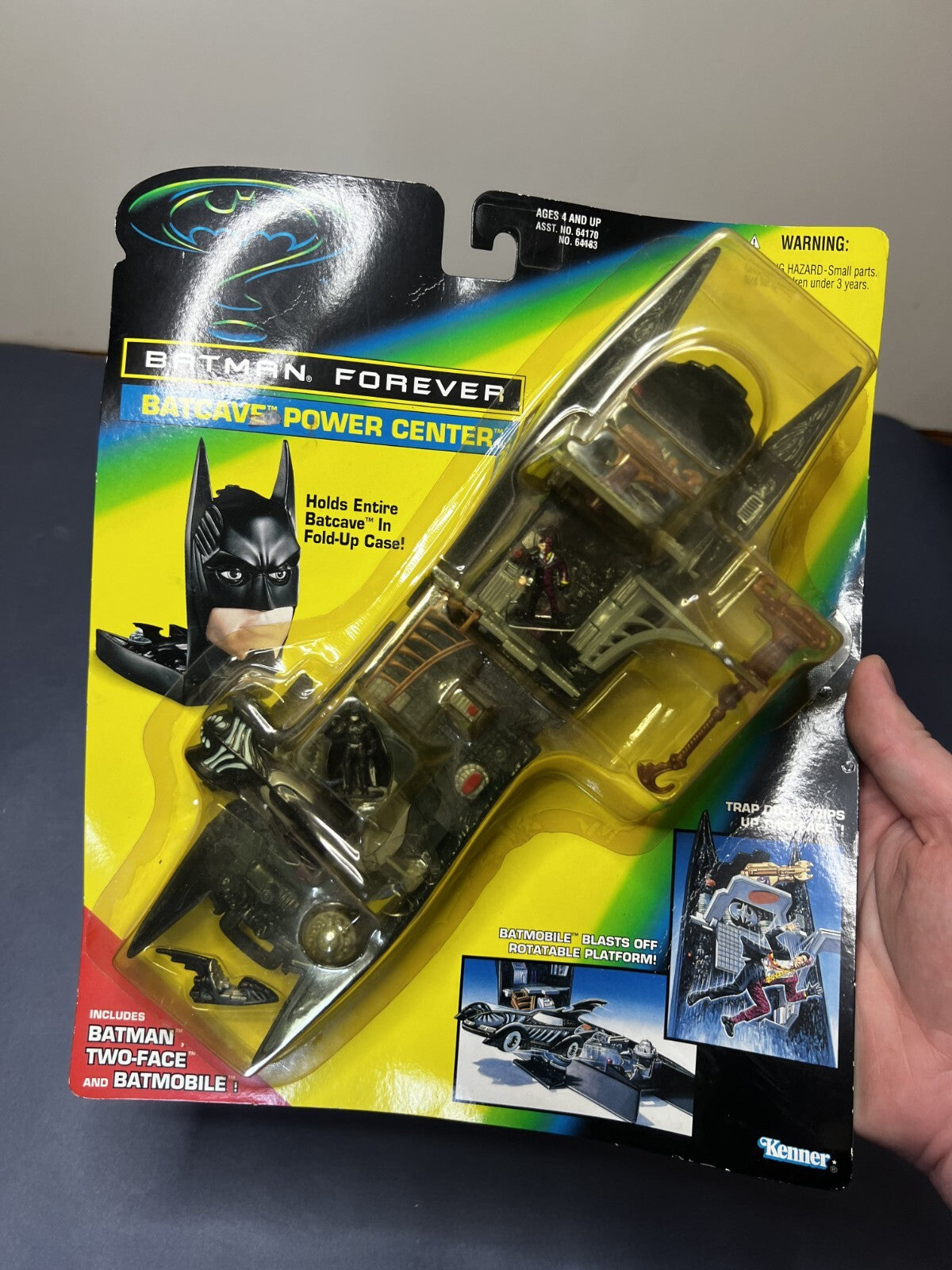 VTG 1995 BATMAN FOREVER Batcave Power Center Batmobile Two Face Action Toy NIP