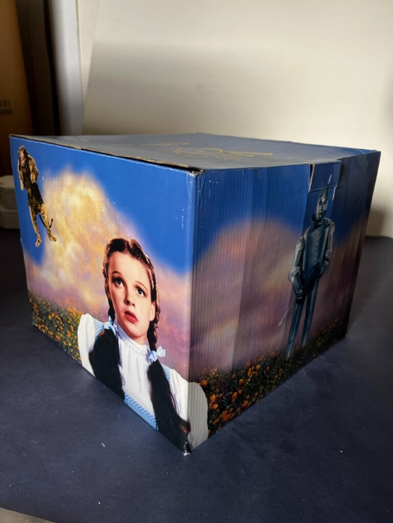 The Wizard of Oz Cookie jar Dorothy & Toto 1999 Warner Bros In Box Never Used