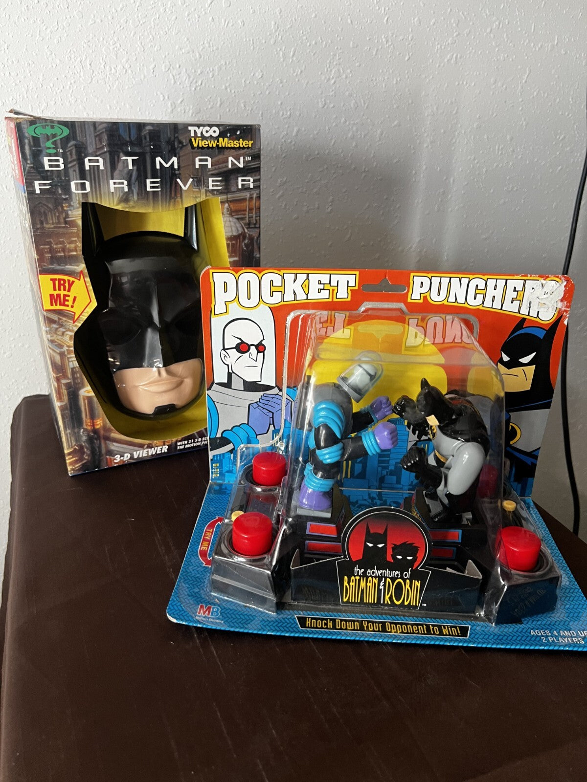 NIB DC Comics Vintage Pocket Punchers Boxing Game BATMAN V MR FREEZE 1995 SEALED
