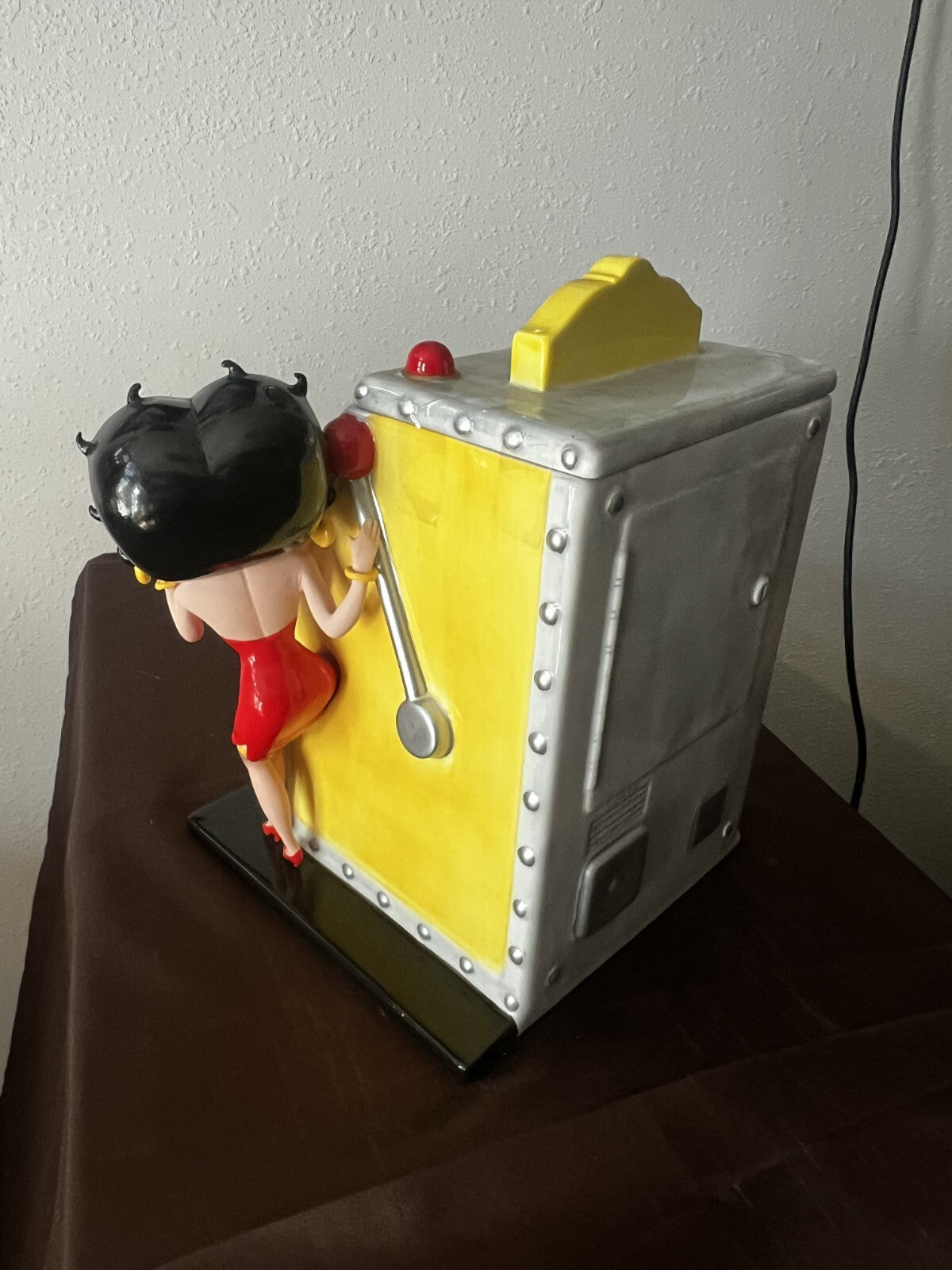 Betty Boop NIB Vintage 2008 Slot Machine Cookie Jar VANDOR Lucky 777 #257 LTD ED