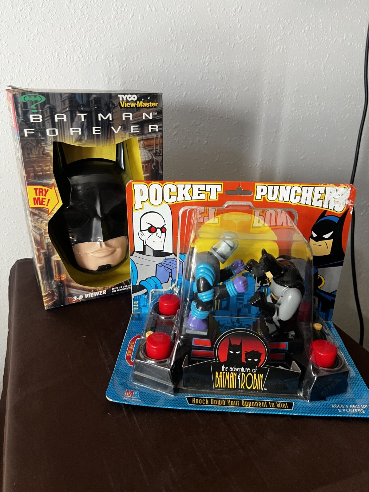 NIB DC Comics Vintage Pocket Punchers Boxing Game BATMAN V MR FREEZE 1995 SEALED