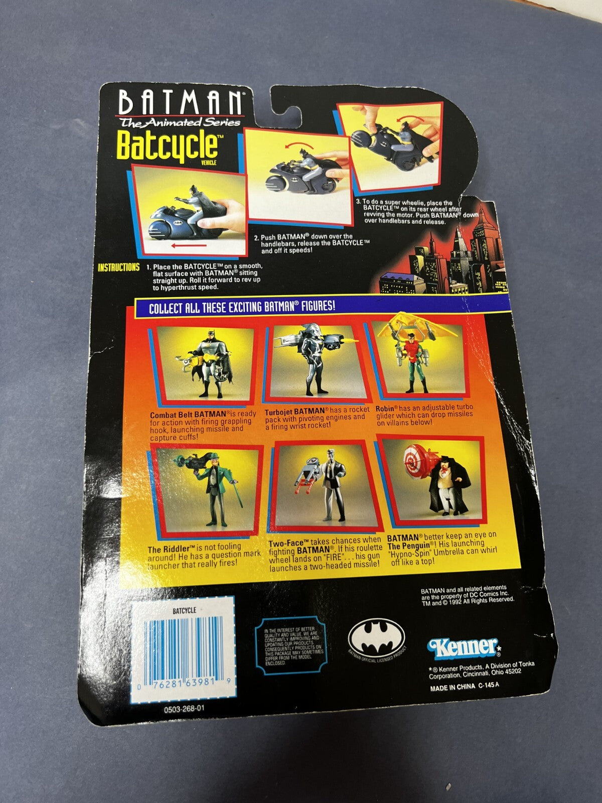 Vintage BATMAN The Animated Series - The BATCYCLE Kenner 1992 NIP ACTION TOY