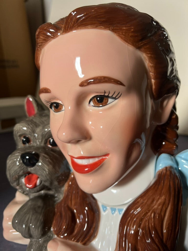 The Wizard of Oz Cookie jar Dorothy & Toto 1999 Warner Bros In Box Never Used