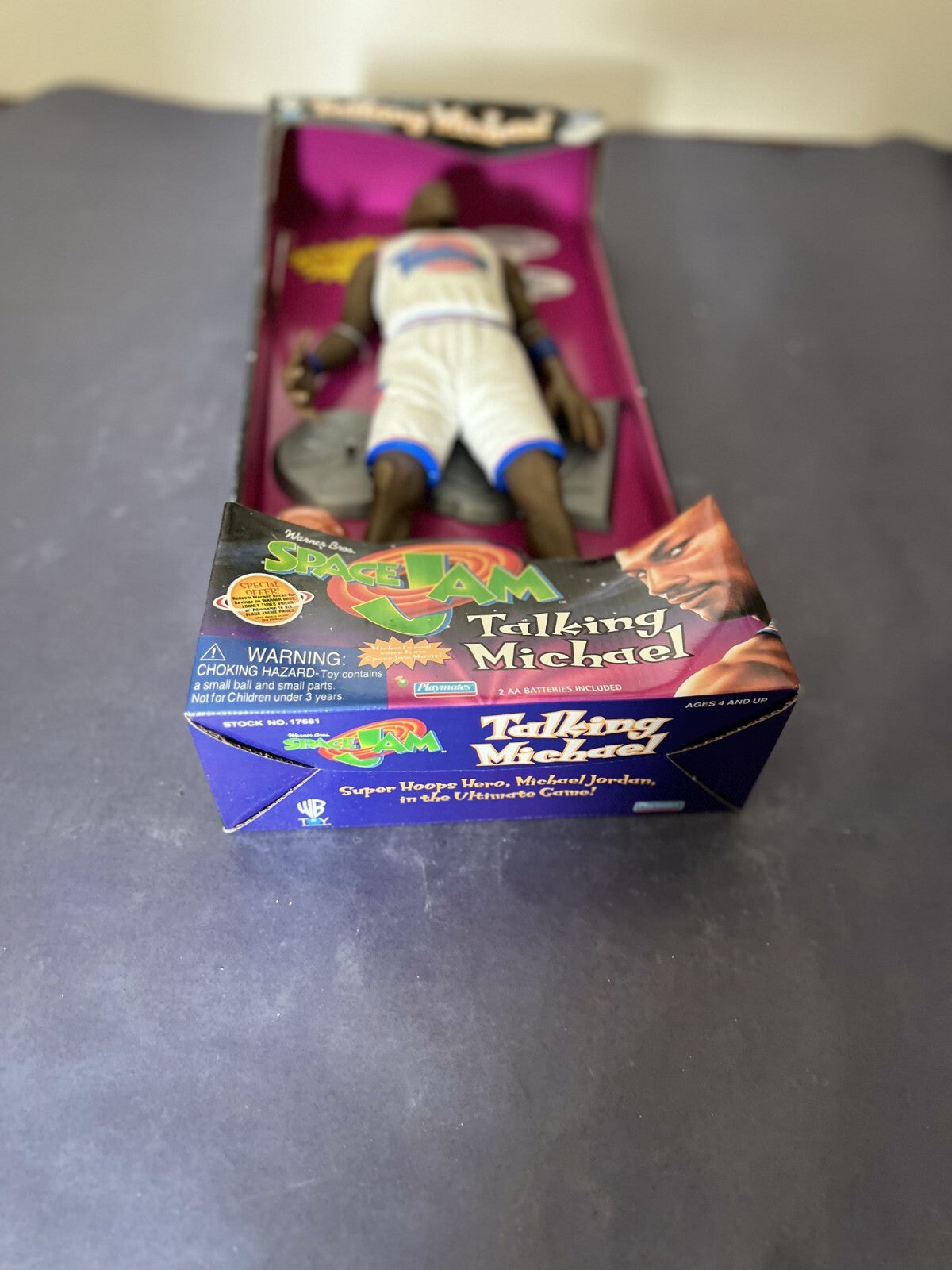 Playmates Toys - Space Jam Michael Jordan 15" Talking Action Figure