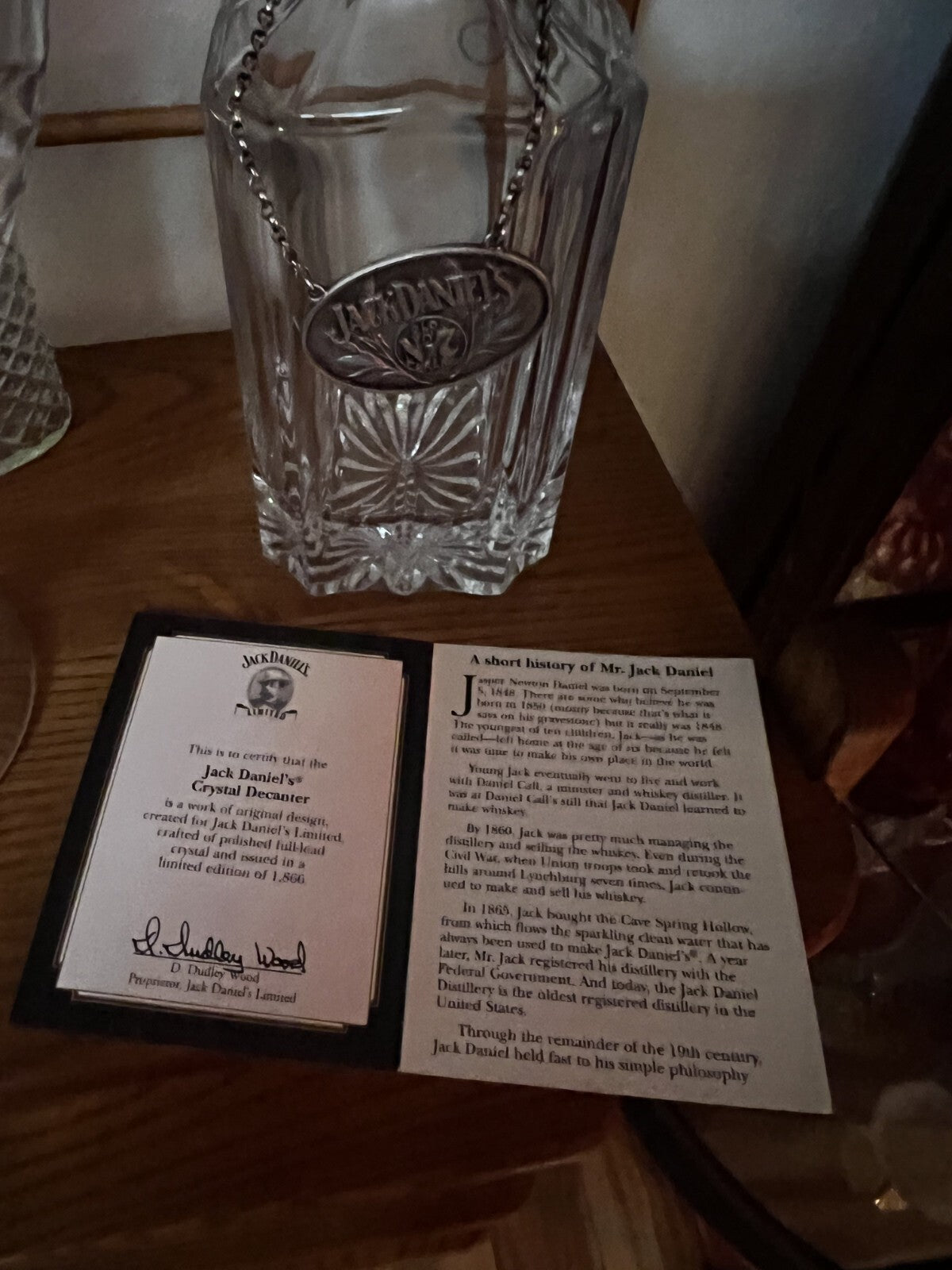 Jack Daniels Whiskey Limited Ed Crystal Decanter 2004 with Medallion Never Used