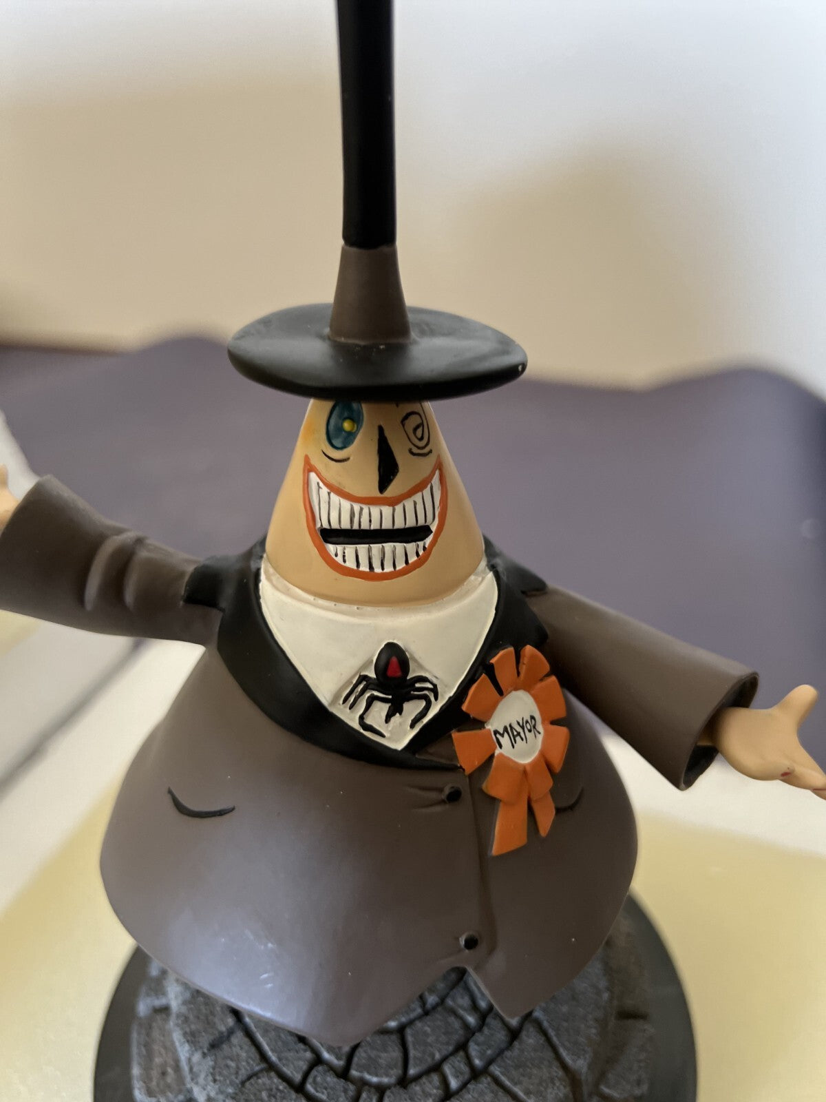 NIGHTMARE BEFORE CHRISTMAS MAYOR OF HALLOWEENTOWN FIGURE SIGNED LE DAVID KRACOV