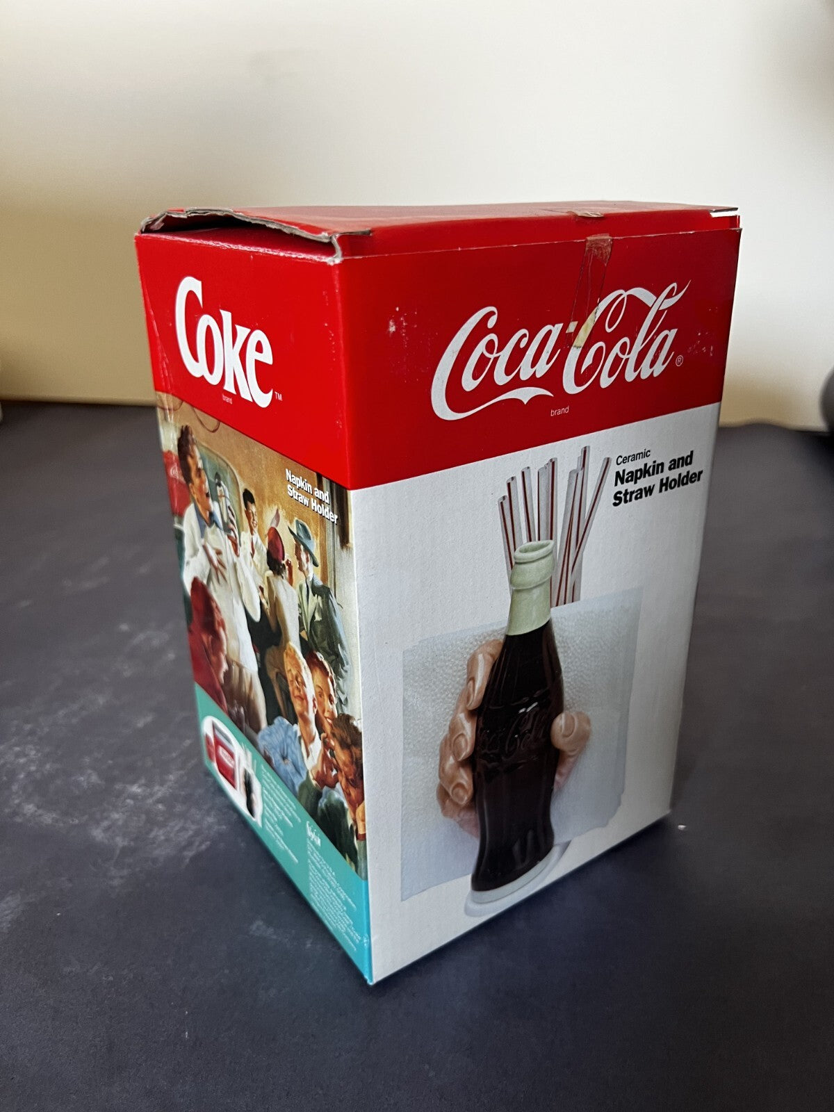 1994 Vintage 3-D Coca Cola COKE Bottle Ceramic Straw And Napkin Holder with box