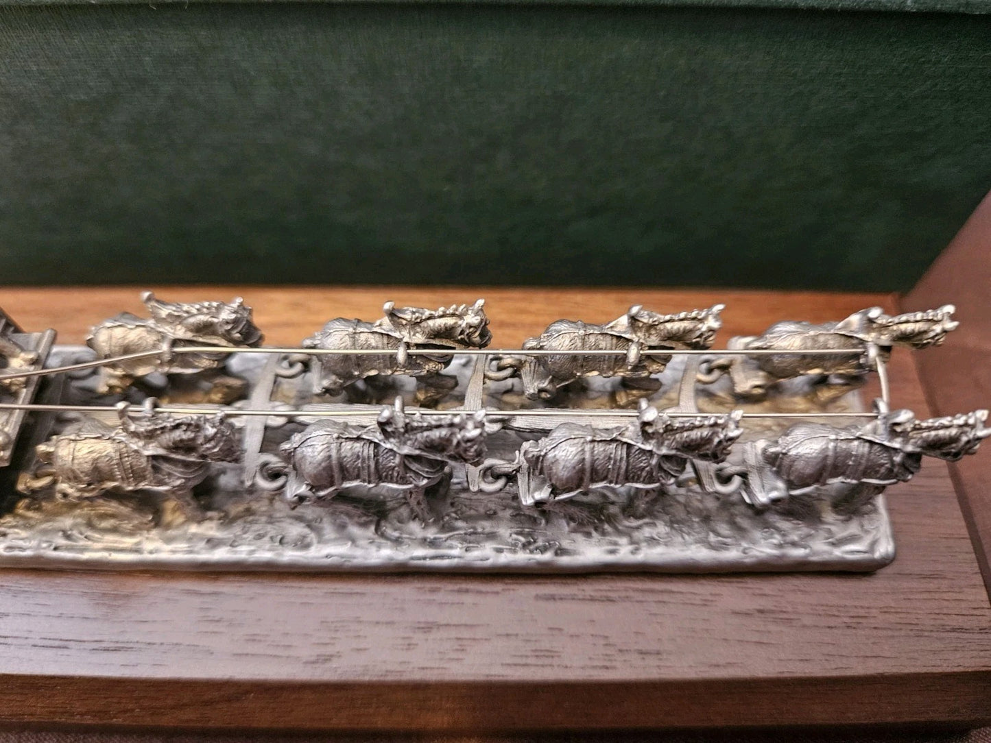 Budweiser Vintage CLYDESDALES Rare Pewter EIGHT HORSE HITCH LE 2005  New In BOX
