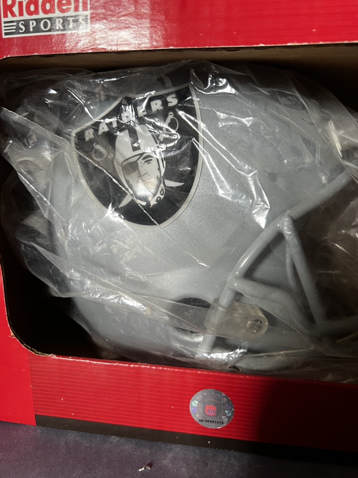 Vintage Oakland Raiders  Riddell  Sports Replica NFL LG Helmet  Collectible NIB