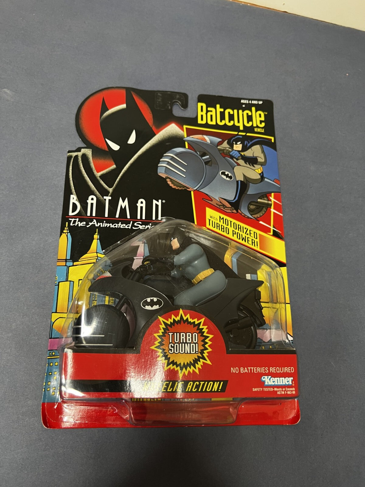 Vintage BATMAN The Animated Series - The BATCYCLE Kenner 1992 NIP ACTION TOY