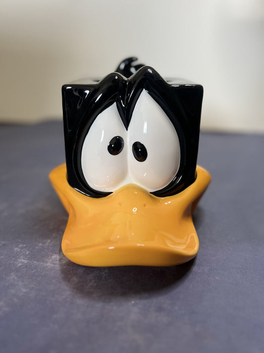 VINTAGE 1997 DAFFY DUCK Warner Bros  Ceramic Kleenex Tissue Box Holder RARE NIB